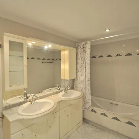 Apartamento Carmen A002 *